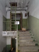 Здание штаба с земельным участком, назначение: нежилое, площадью 1123,3 кв. м, этажность 3, в т. ч. подземных 0, кадастровый номер 11:12:0201001:2341, местоположение: Республика Коми, г. Печора, п. Березовка